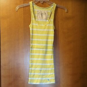 Abercrombie & Fitch Yellow and White Striped Tee